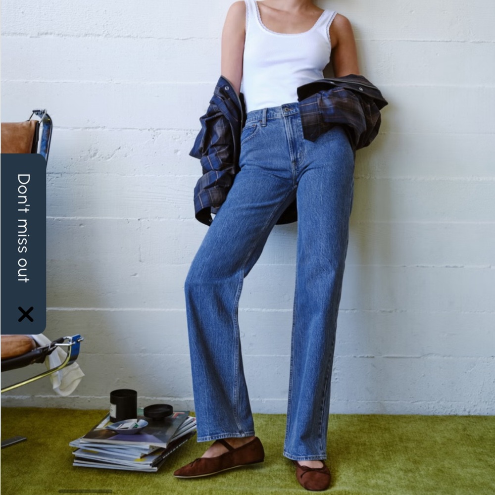 A&F relaxed High rise jeans